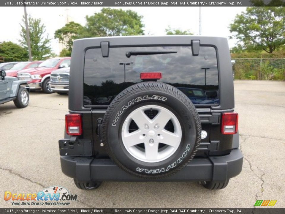 2015 Jeep Wrangler Unlimited Sport S 4x4 Black / Black Photo #8