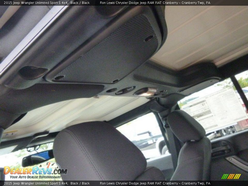2015 Jeep Wrangler Unlimited Sport S 4x4 Black / Black Photo #15