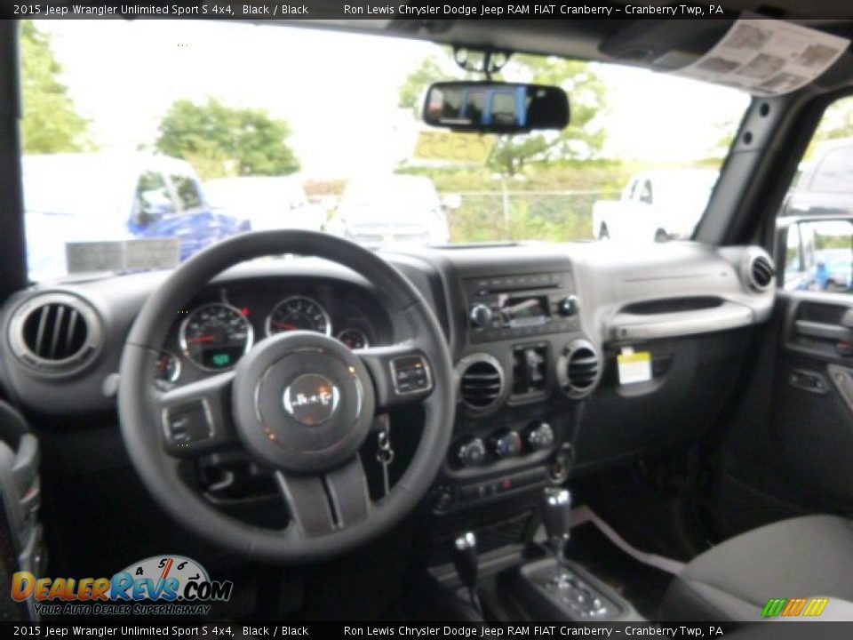 2015 Jeep Wrangler Unlimited Sport S 4x4 Black / Black Photo #16