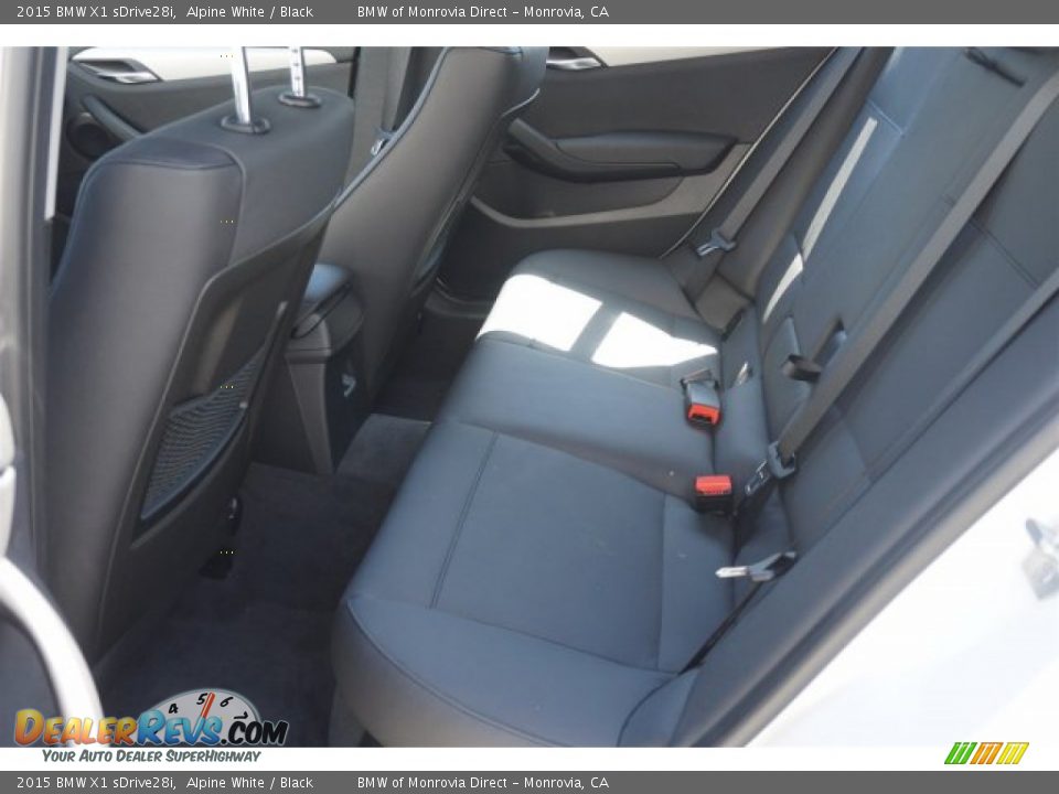 2015 BMW X1 sDrive28i Alpine White / Black Photo #5