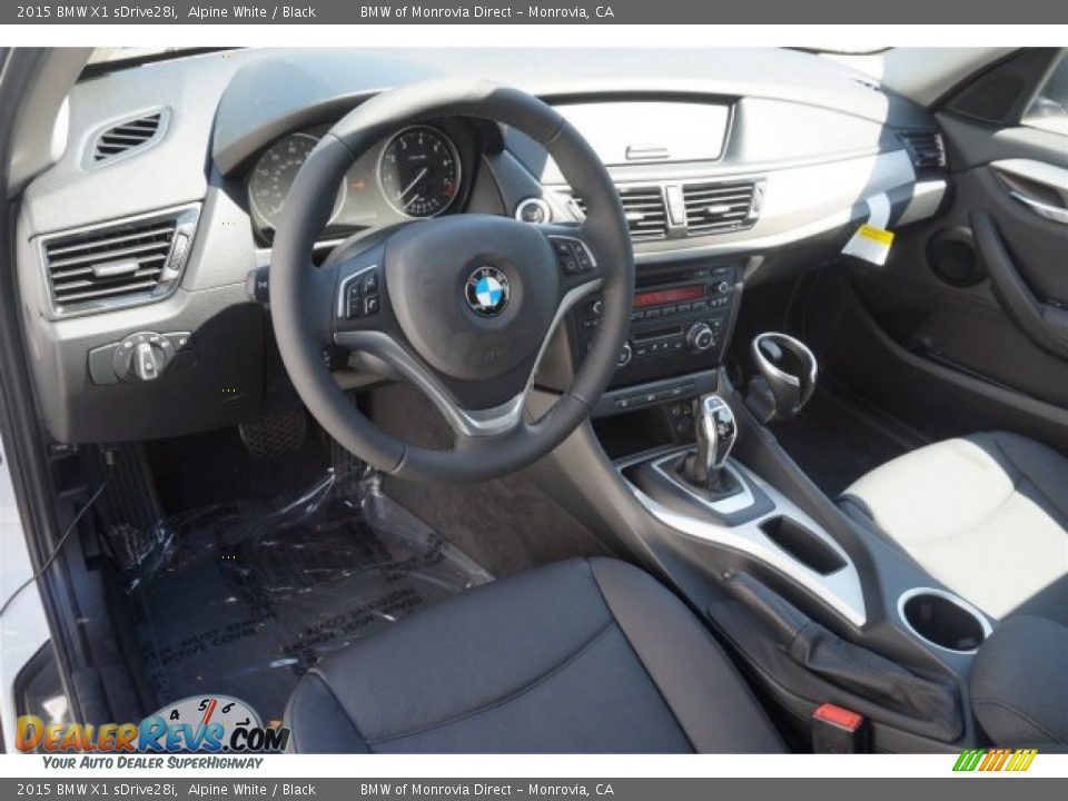 2015 BMW X1 sDrive28i Alpine White / Black Photo #6