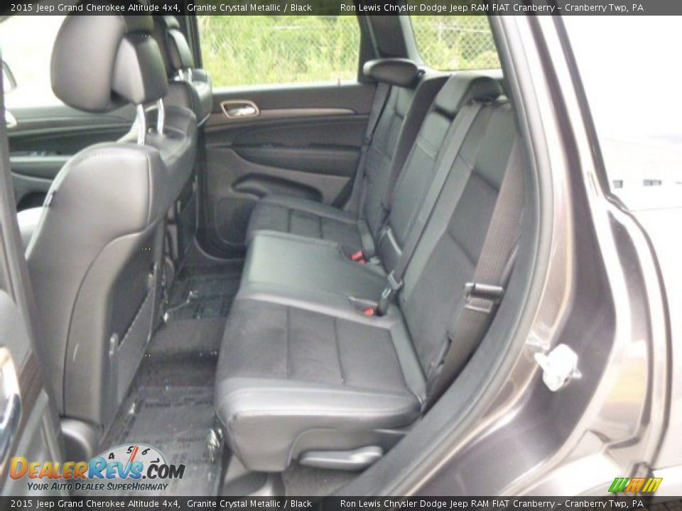 Rear Seat of 2015 Jeep Grand Cherokee Altitude 4x4 Photo #12