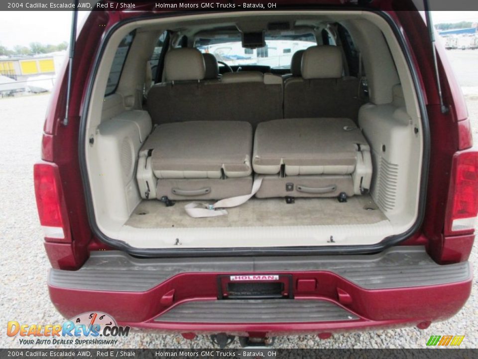 2004 Cadillac Escalade AWD Red E / Shale Photo #29