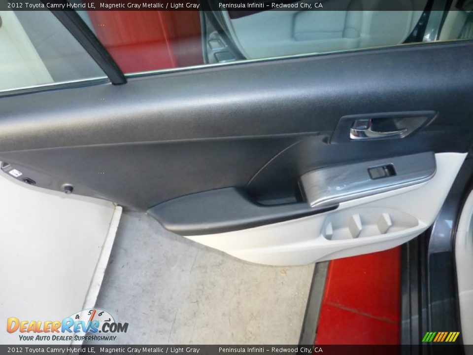 2012 Toyota Camry Hybrid LE Magnetic Gray Metallic / Light Gray Photo #20