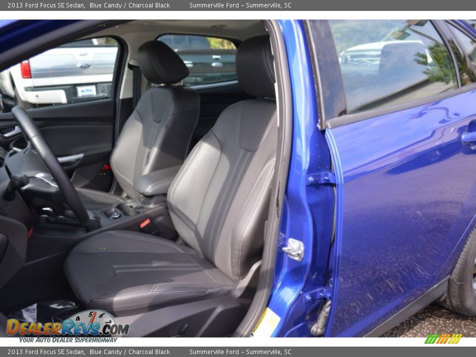 2013 Ford Focus SE Sedan Blue Candy / Charcoal Black Photo #16
