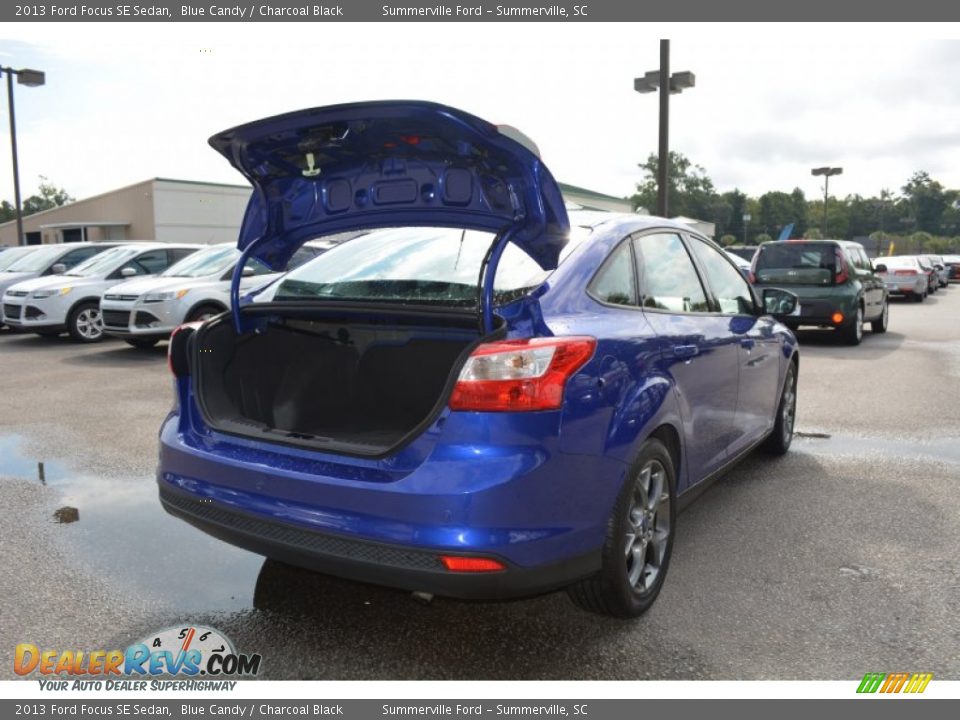 2013 Ford Focus SE Sedan Blue Candy / Charcoal Black Photo #22