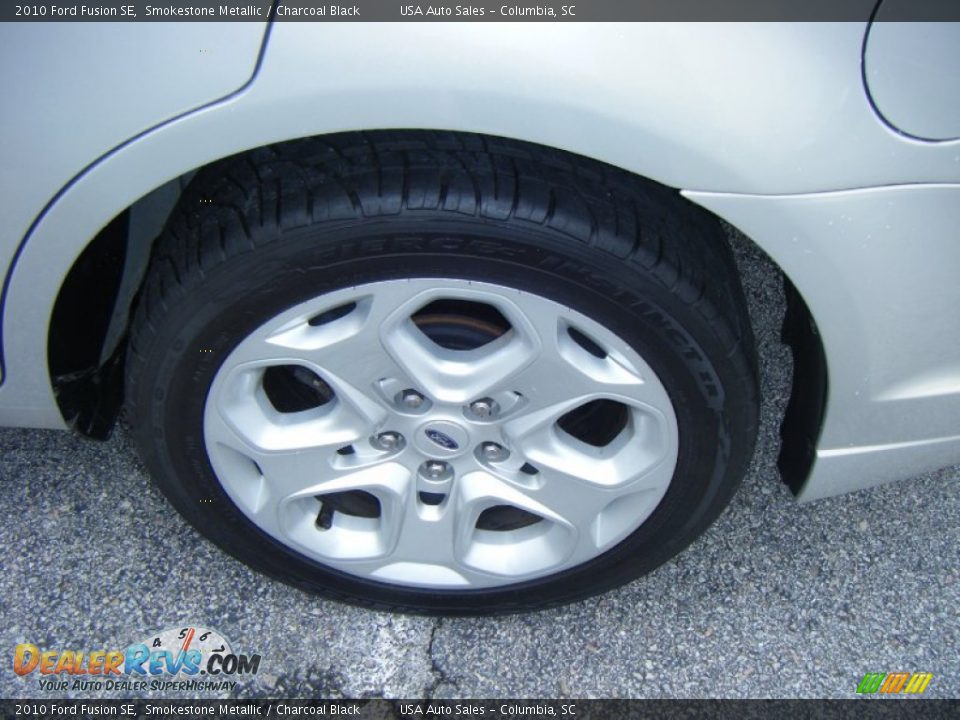 2010 Ford Fusion SE Smokestone Metallic / Charcoal Black Photo #7
