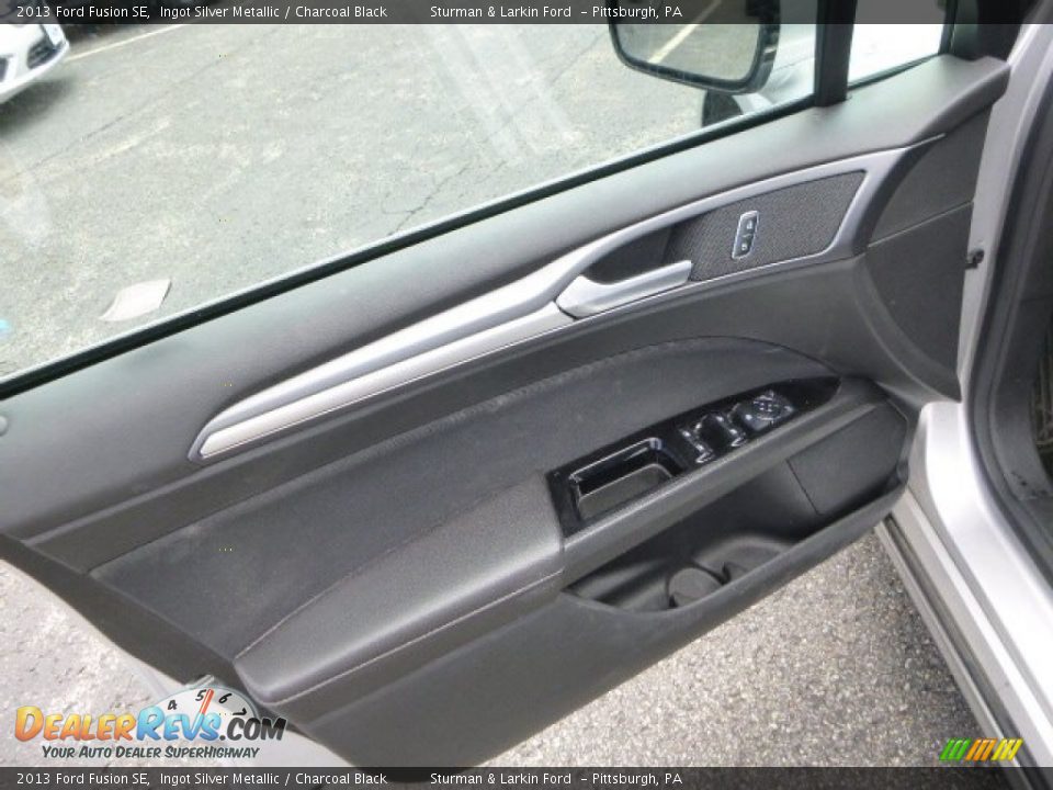 2013 Ford Fusion SE Ingot Silver Metallic / Charcoal Black Photo #11