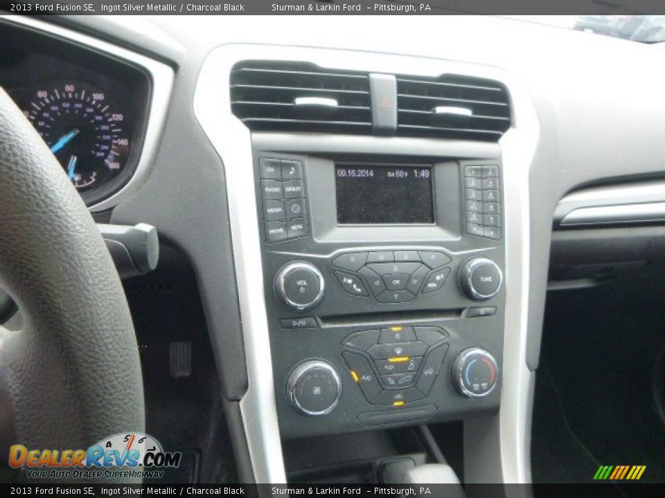 2013 Ford Fusion SE Ingot Silver Metallic / Charcoal Black Photo #13