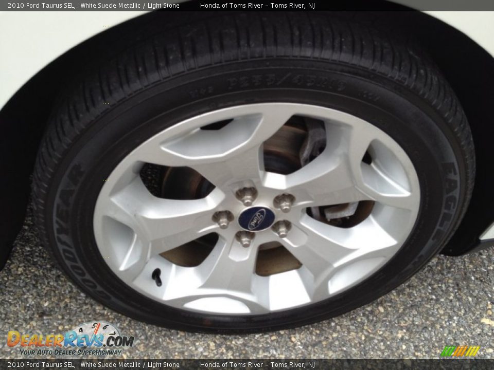 2010 Ford Taurus SEL White Suede Metallic / Light Stone Photo #31