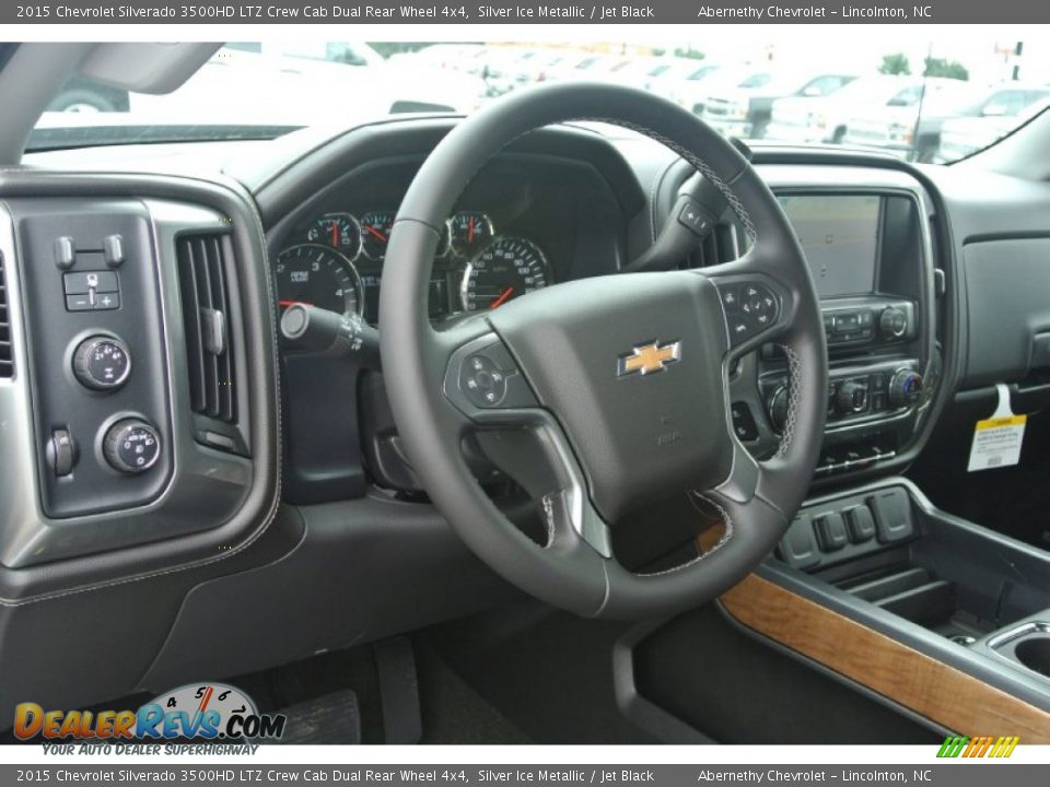 2015 Chevrolet Silverado 3500HD LTZ Crew Cab Dual Rear Wheel 4x4 Silver Ice Metallic / Jet Black Photo #23