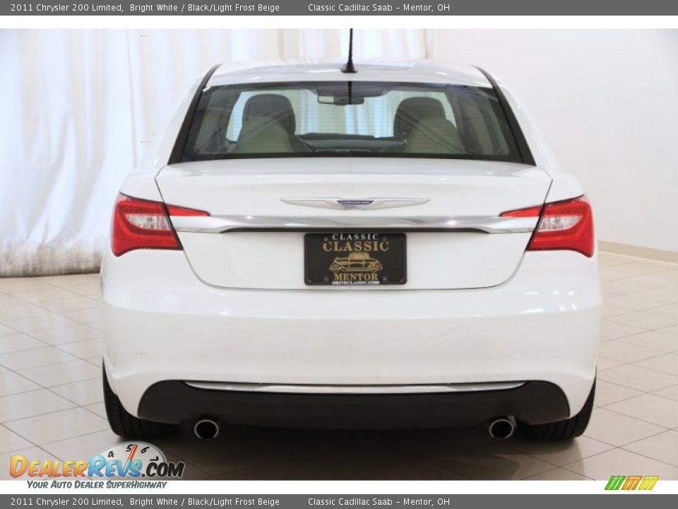 2011 Chrysler 200 Limited Bright White / Black/Light Frost Beige Photo #20