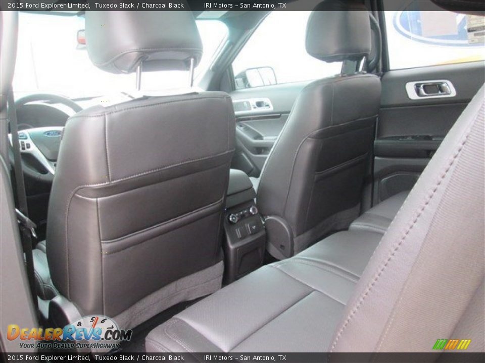 2015 Ford Explorer Limited Tuxedo Black / Charcoal Black Photo #18