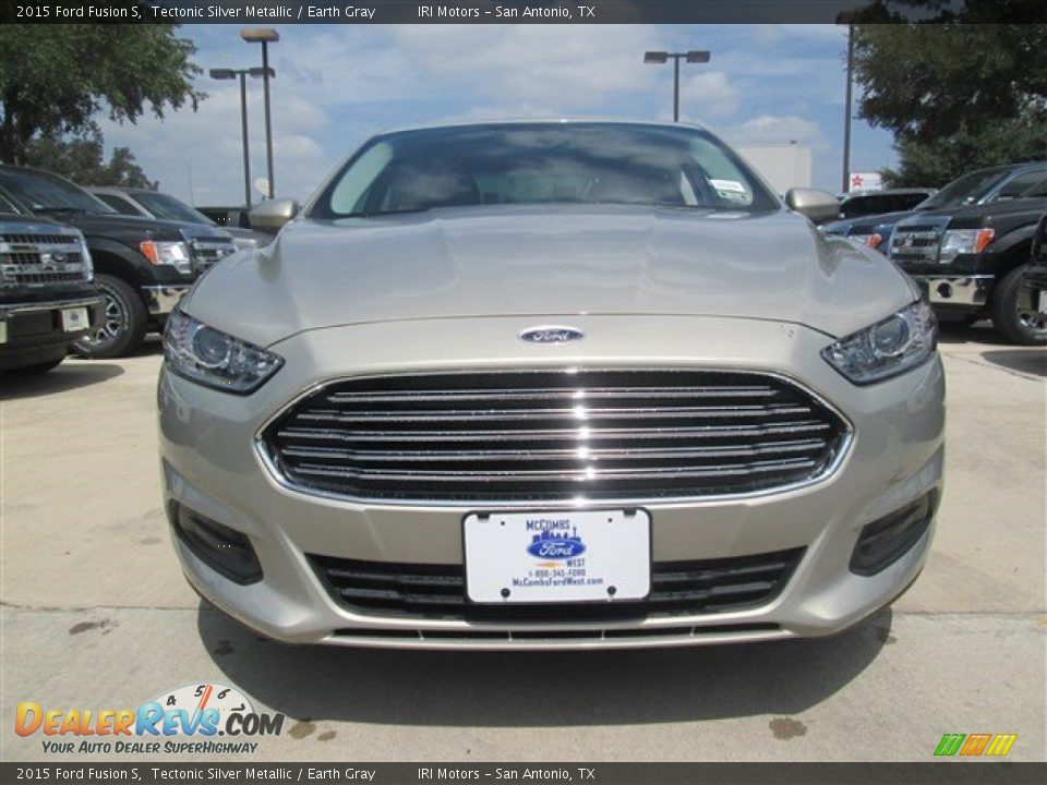 2015 Ford Fusion S Tectonic Silver Metallic / Earth Gray Photo #4