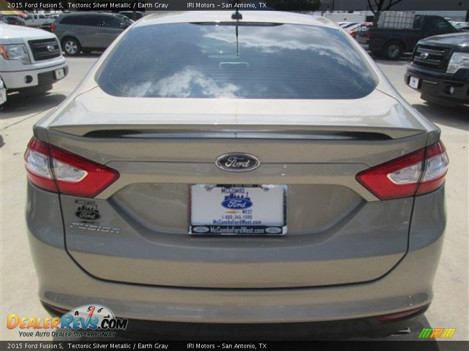 2015 Ford Fusion S Tectonic Silver Metallic / Earth Gray Photo #8