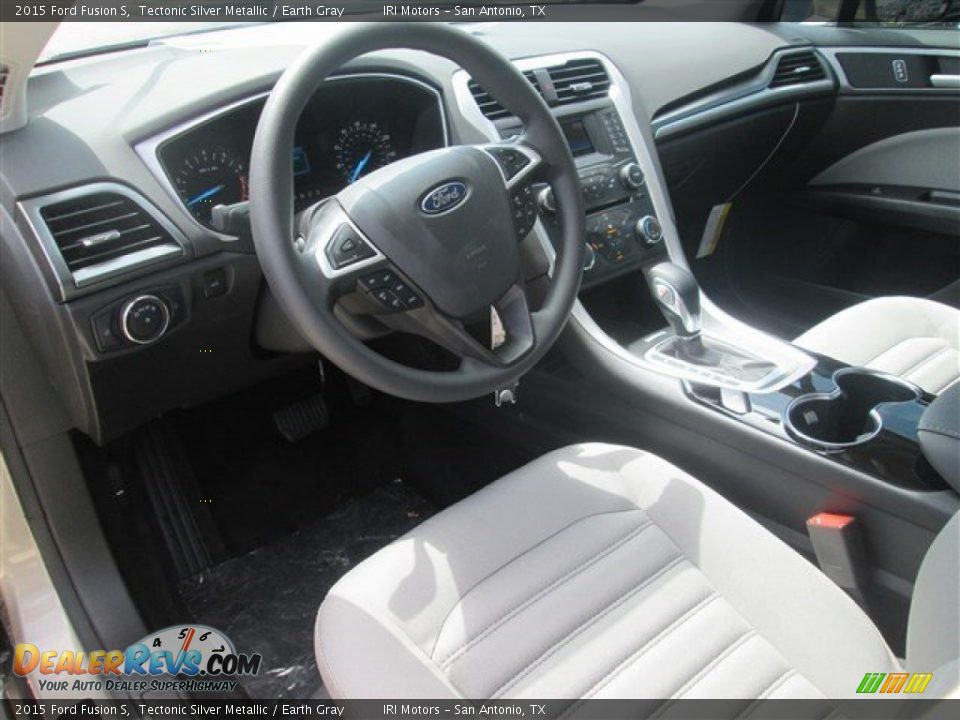 2015 Ford Fusion S Tectonic Silver Metallic / Earth Gray Photo #14