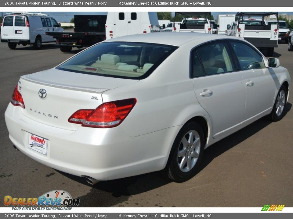 2006 Toyota Avalon Touring Blizzard White Pearl / Ivory Photo #5