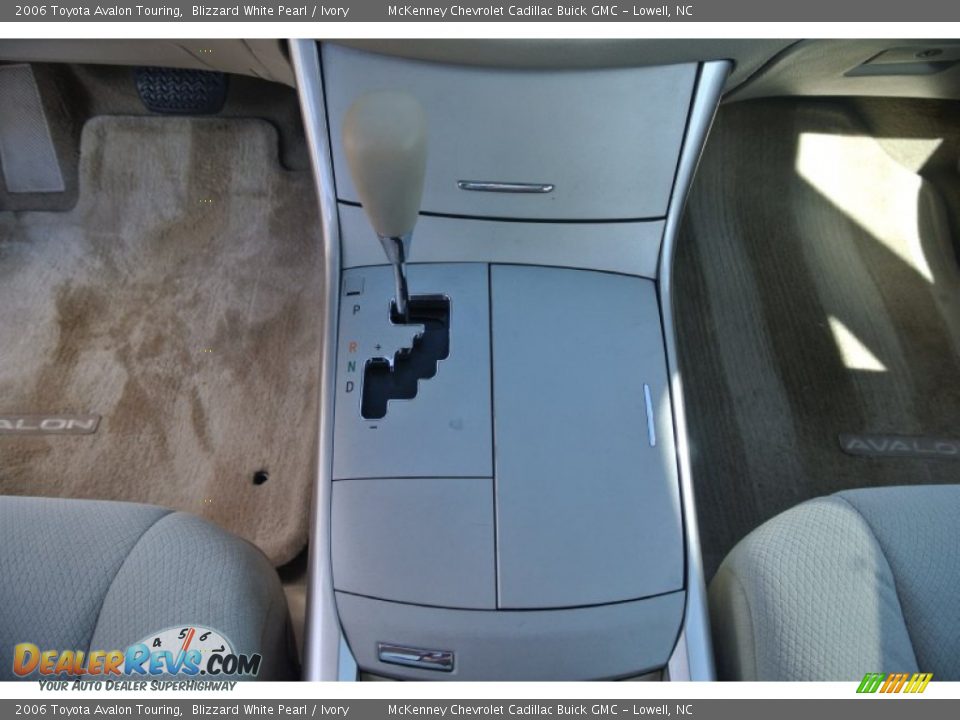 2006 Toyota Avalon Touring Blizzard White Pearl / Ivory Photo #13