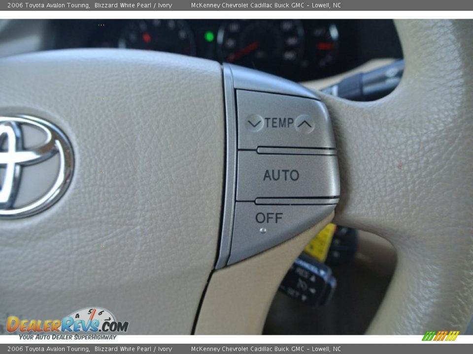 2006 Toyota Avalon Touring Blizzard White Pearl / Ivory Photo #17