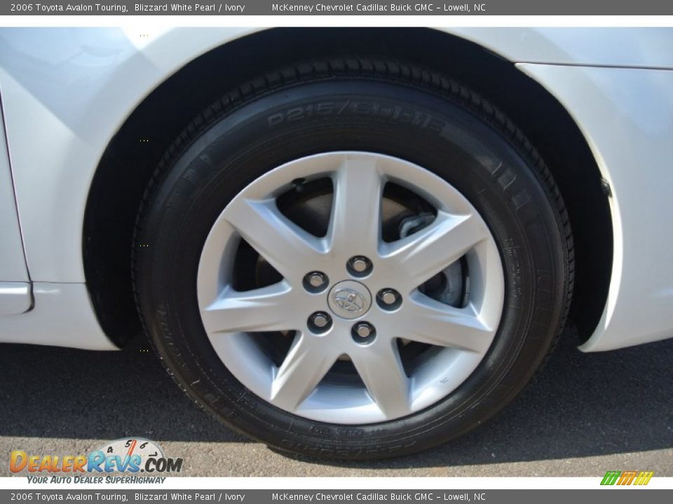 2006 Toyota Avalon Touring Blizzard White Pearl / Ivory Photo #24