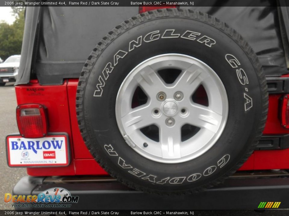 2006 Jeep Wrangler Unlimited 4x4 Flame Red / Dark Slate Gray Photo #9