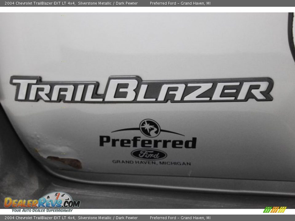 2004 Chevrolet TrailBlazer EXT LT 4x4 Silverstone Metallic / Dark Pewter Photo #10