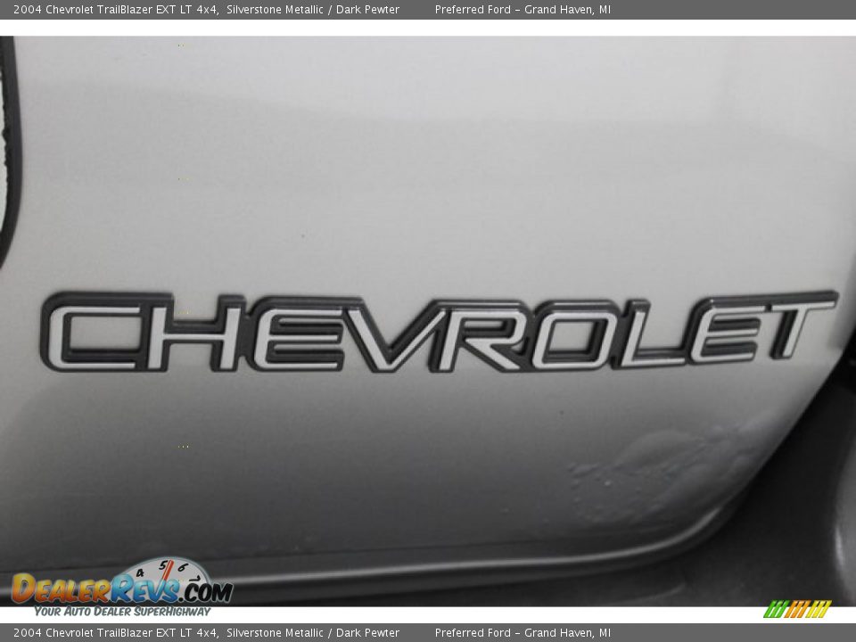 2004 Chevrolet TrailBlazer EXT LT 4x4 Silverstone Metallic / Dark Pewter Photo #11
