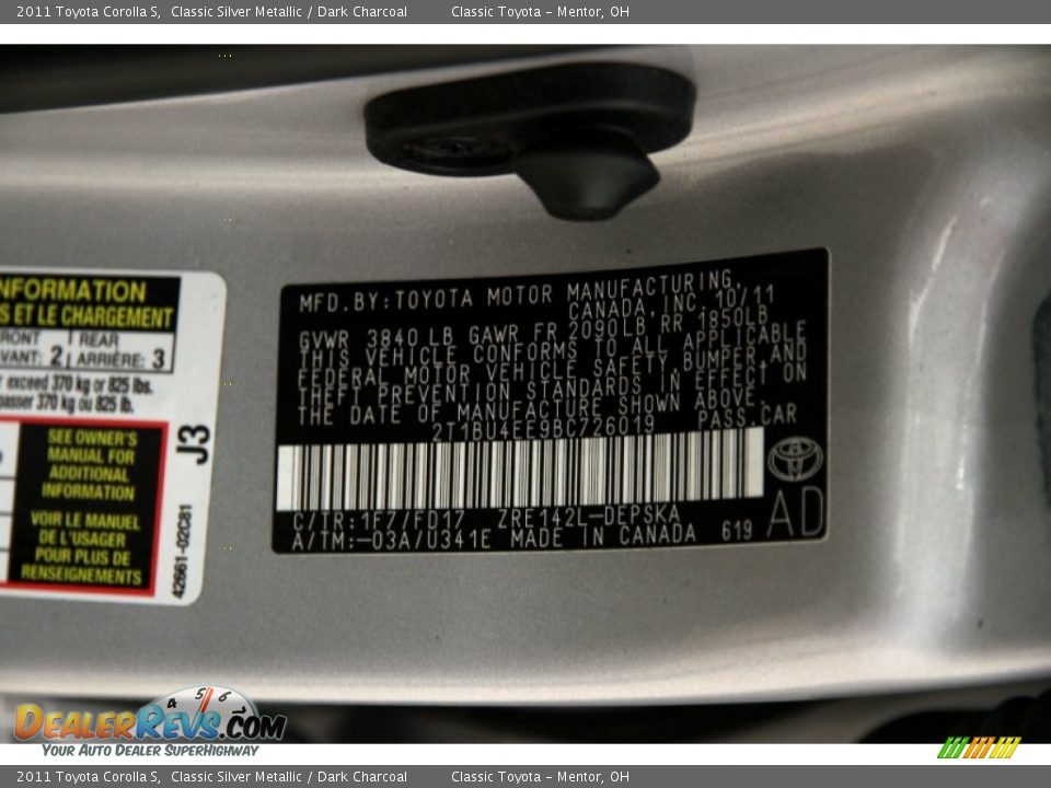 2011 Toyota Corolla S Classic Silver Metallic / Dark Charcoal Photo #16