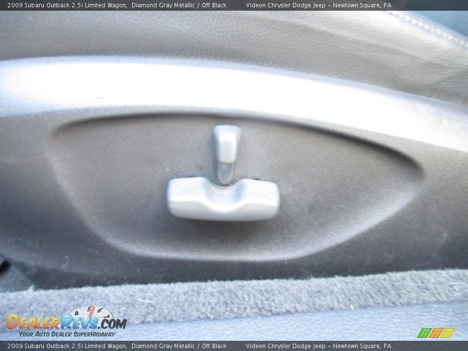 2009 Subaru Outback 2.5i Limited Wagon Diamond Gray Metallic / Off Black Photo #15