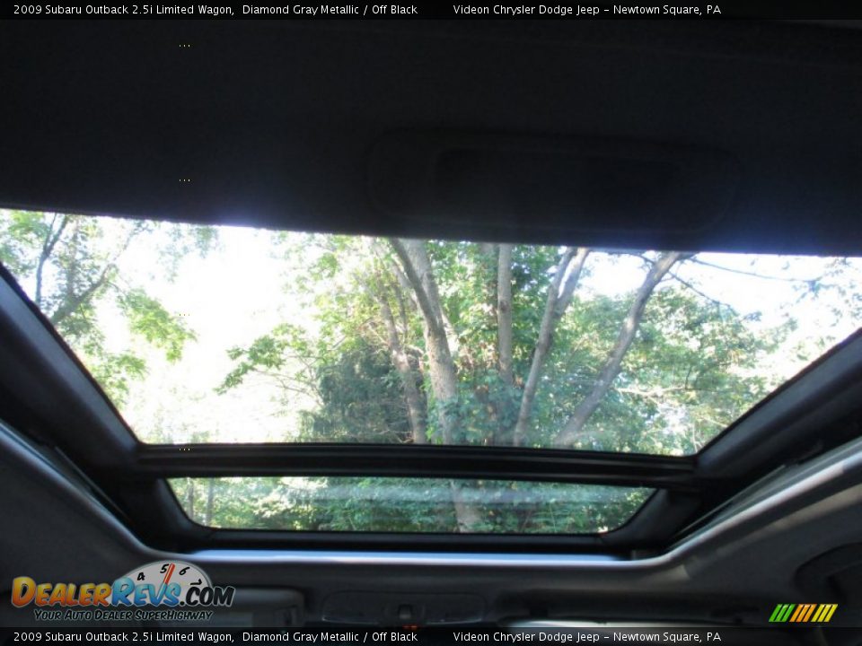 2009 Subaru Outback 2.5i Limited Wagon Diamond Gray Metallic / Off Black Photo #18