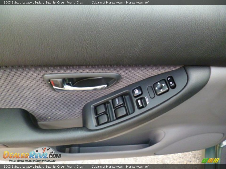 2003 Subaru Legacy L Sedan Seamist Green Pearl / Gray Photo #17