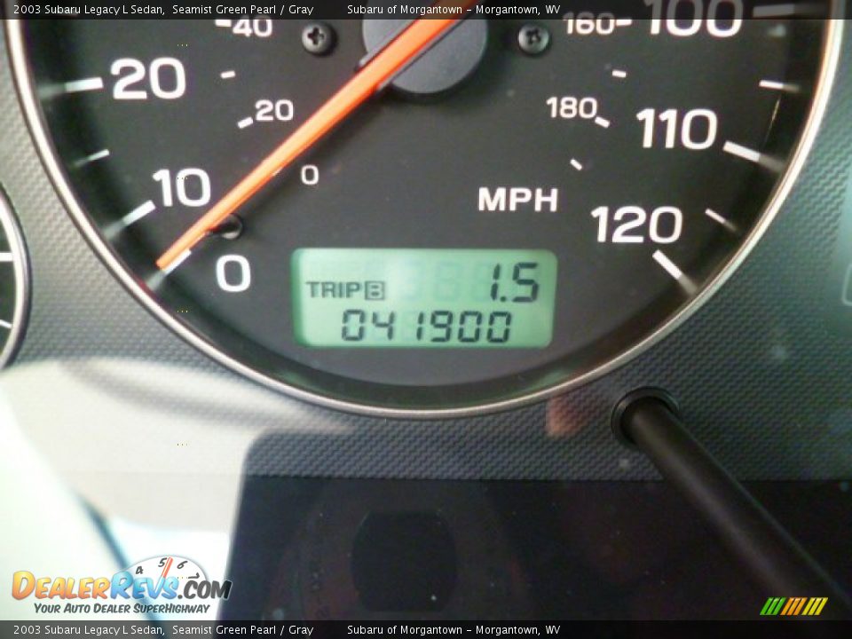2003 Subaru Legacy L Sedan Seamist Green Pearl / Gray Photo #20