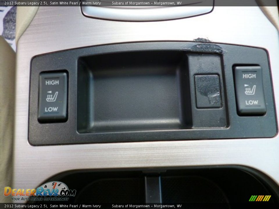 2012 Subaru Legacy 2.5i Satin White Pearl / Warm Ivory Photo #18