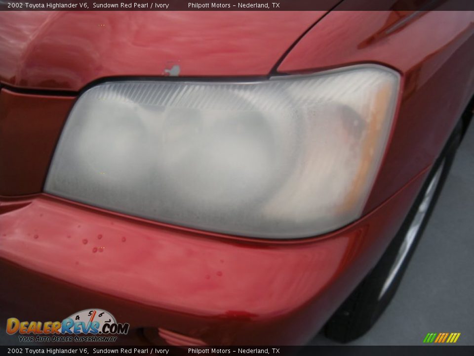 2002 Toyota Highlander V6 Sundown Red Pearl / Ivory Photo #6
