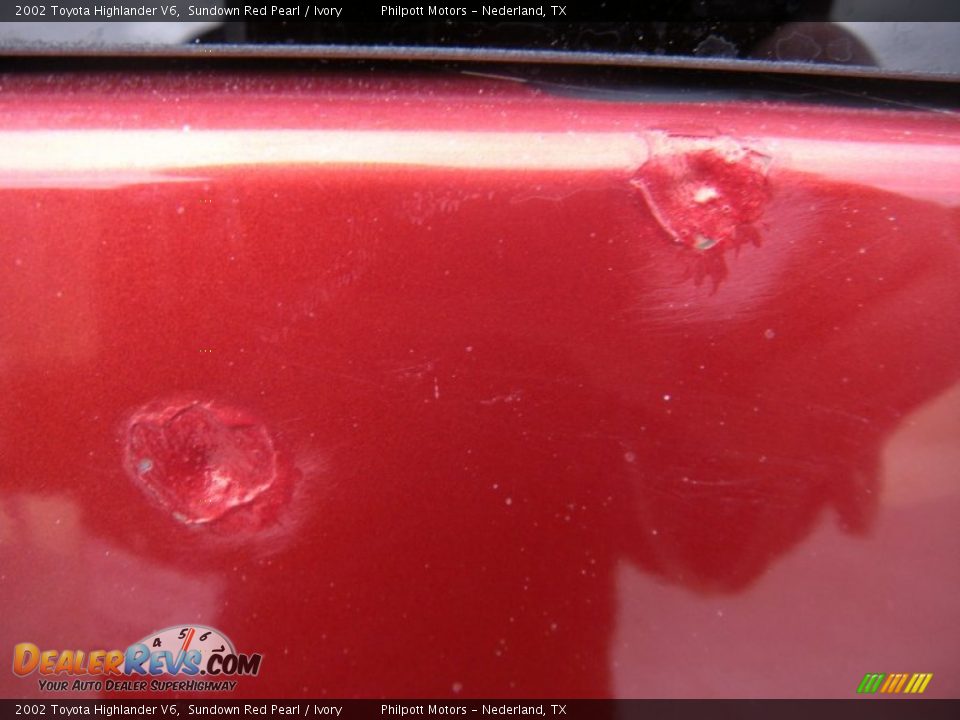 2002 Toyota Highlander V6 Sundown Red Pearl / Ivory Photo #17