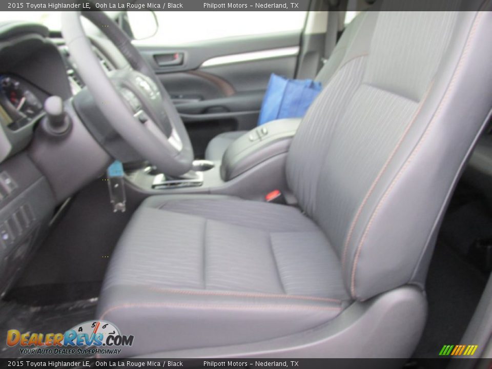 2015 Toyota Highlander LE Ooh La La Rouge Mica / Black Photo #25
