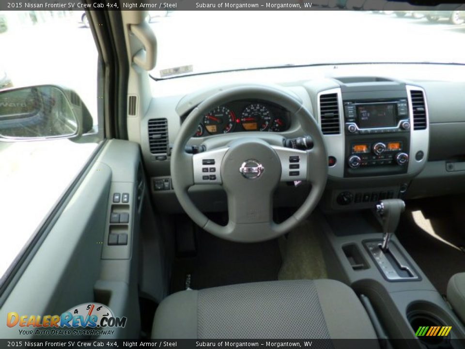 2015 Nissan Frontier SV Crew Cab 4x4 Night Armor / Steel Photo #14