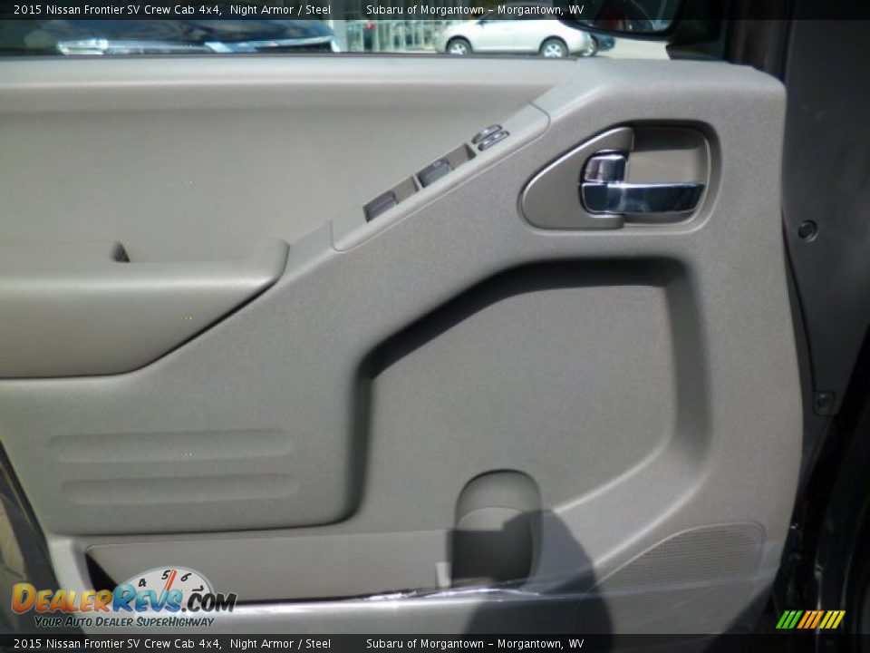 2015 Nissan Frontier SV Crew Cab 4x4 Night Armor / Steel Photo #17
