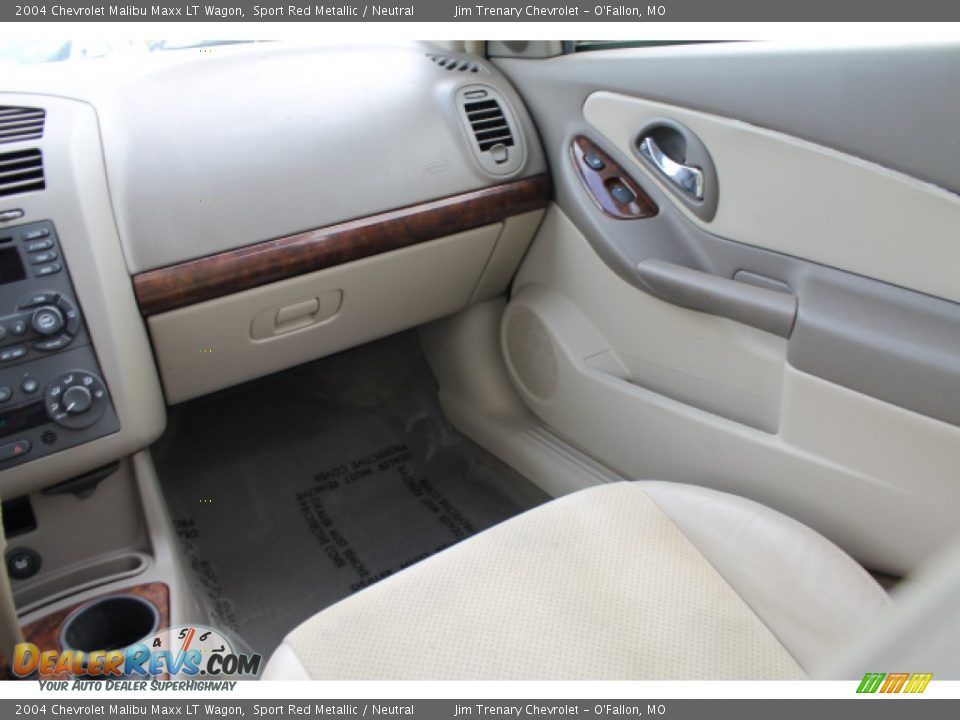 2004 Chevrolet Malibu Maxx LT Wagon Sport Red Metallic / Neutral Photo #13