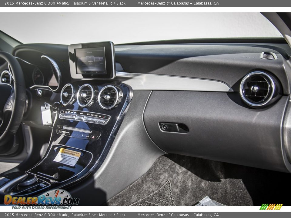 2015 Mercedes-Benz C 300 4Matic Paladium Silver Metallic / Black Photo #8