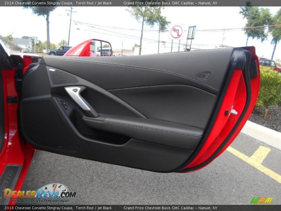 Door Panel of 2014 Chevrolet Corvette Stingray Coupe Photo #15
