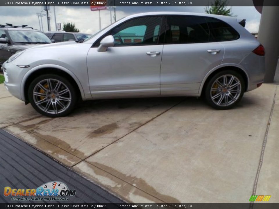2011 Porsche Cayenne Turbo Classic Silver Metallic / Black Photo #4
