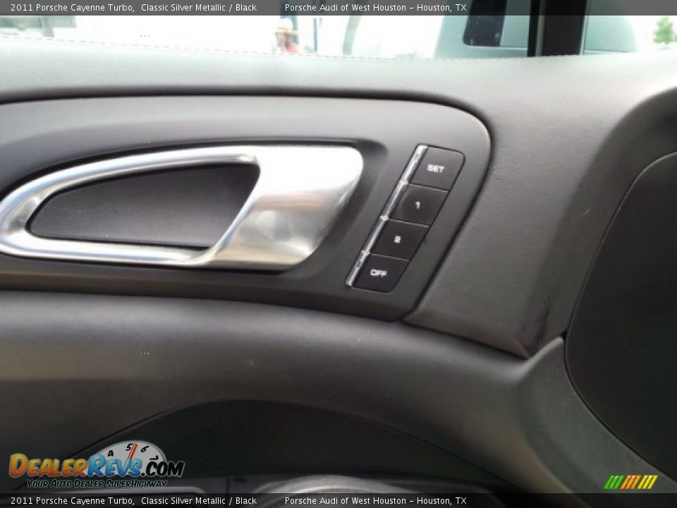 2011 Porsche Cayenne Turbo Classic Silver Metallic / Black Photo #14