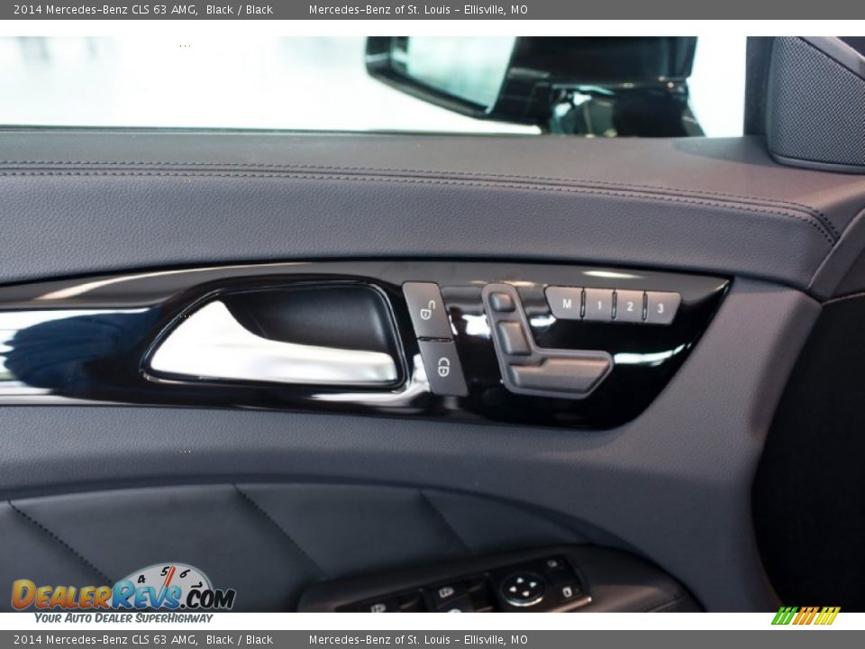 Controls of 2014 Mercedes-Benz CLS 63 AMG Photo #19