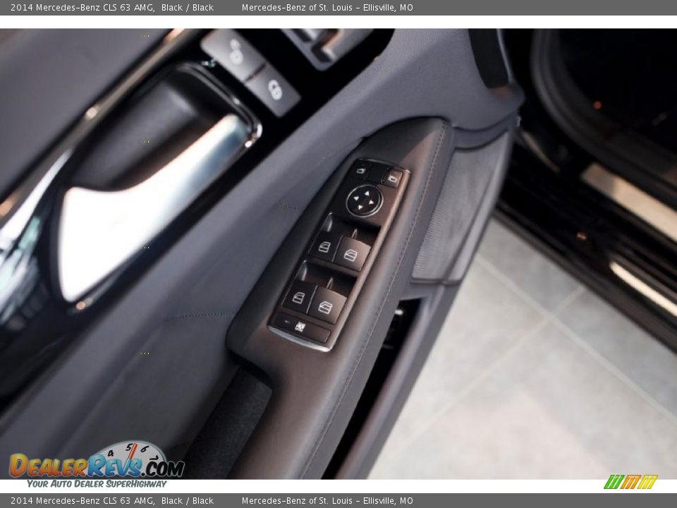 Controls of 2014 Mercedes-Benz CLS 63 AMG Photo #20