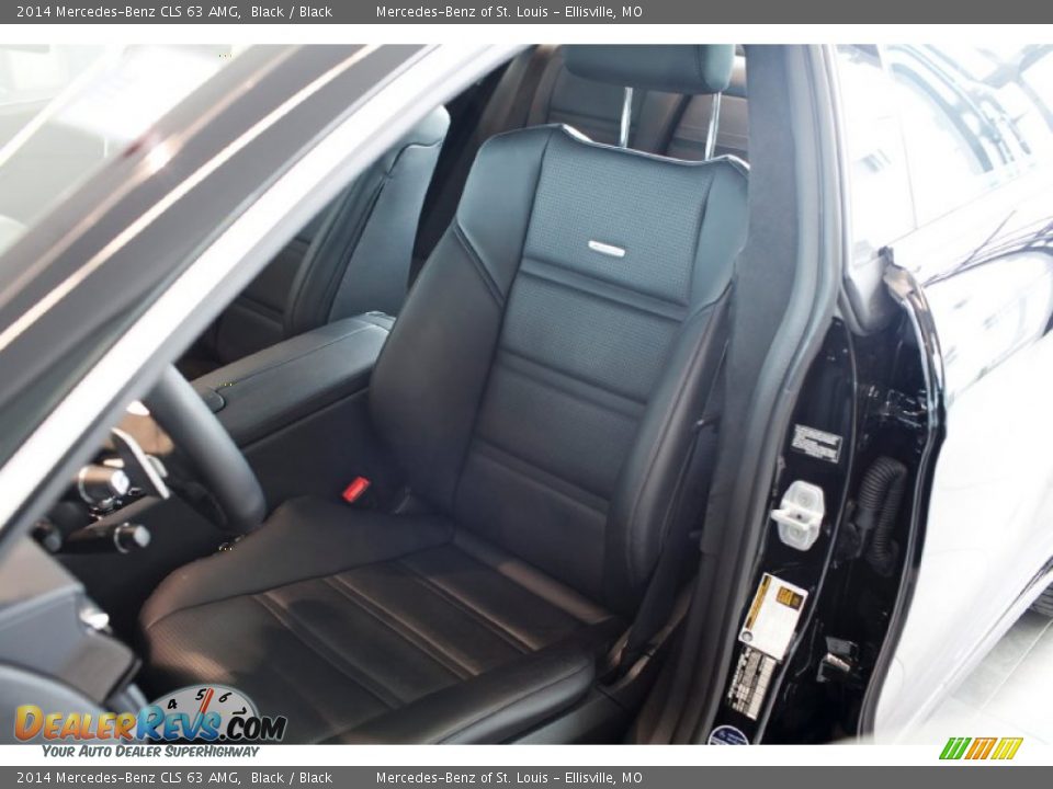 Front Seat of 2014 Mercedes-Benz CLS 63 AMG Photo #24