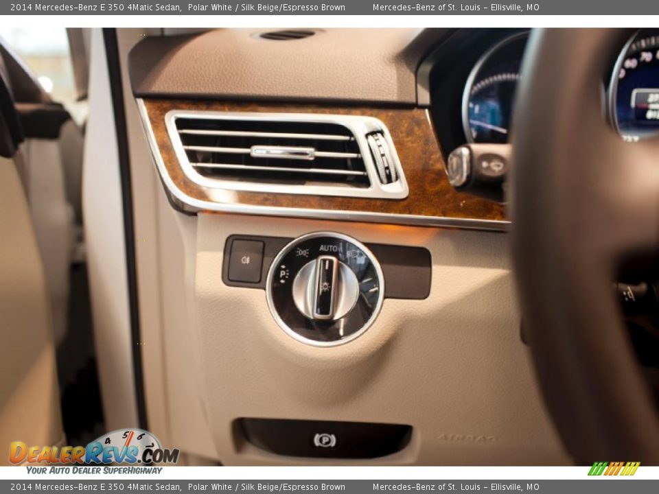 2014 Mercedes-Benz E 350 4Matic Sedan Polar White / Silk Beige/Espresso Brown Photo #23