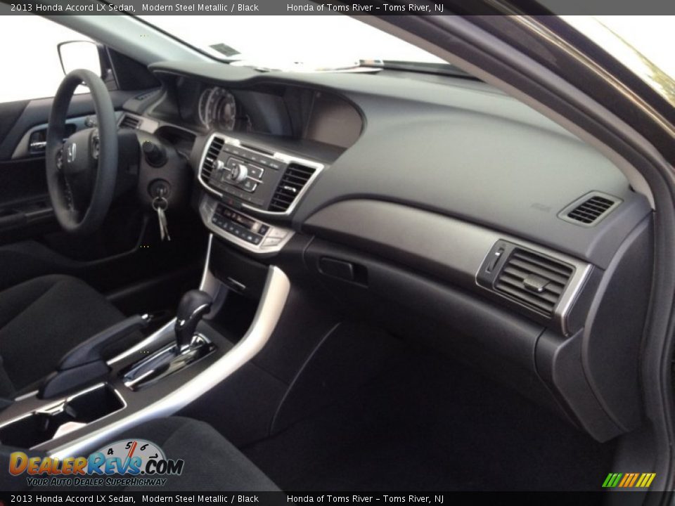 2013 Honda Accord LX Sedan Modern Steel Metallic / Black Photo #28