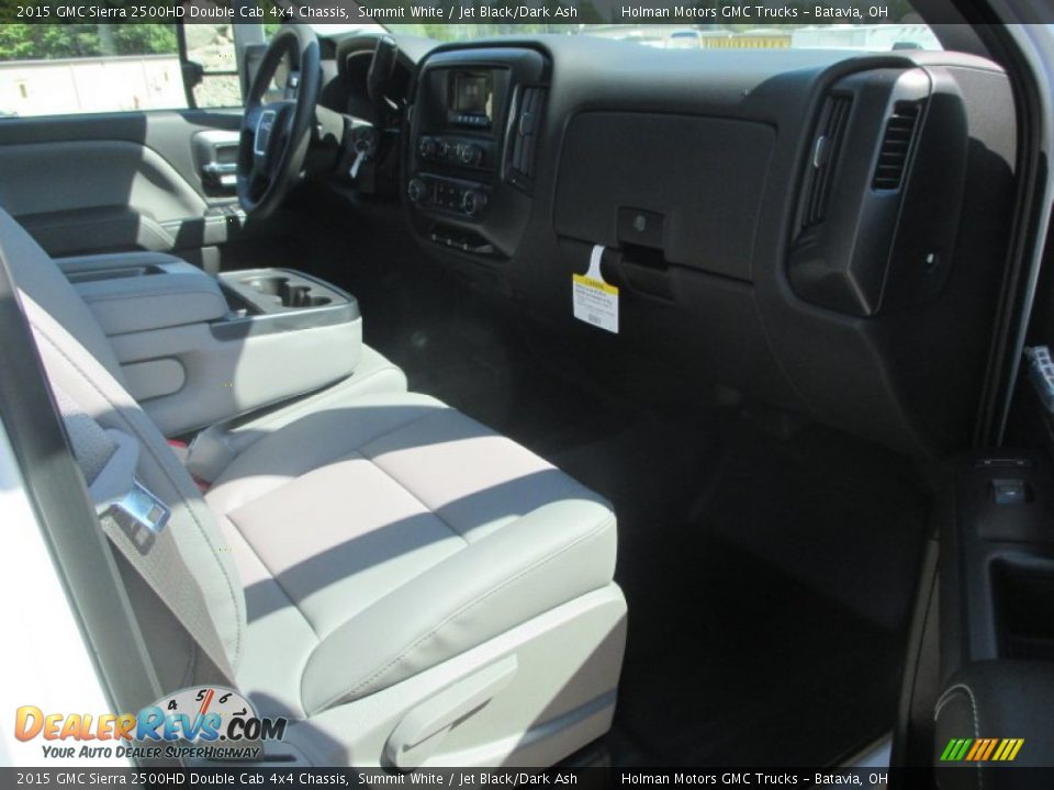 2015 GMC Sierra 2500HD Double Cab 4x4 Chassis Summit White / Jet Black/Dark Ash Photo #20