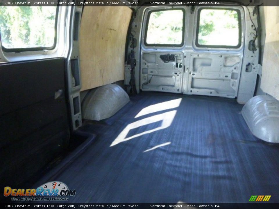 2007 Chevrolet Express 1500 Cargo Van Graystone Metallic / Medium Pewter Photo #12